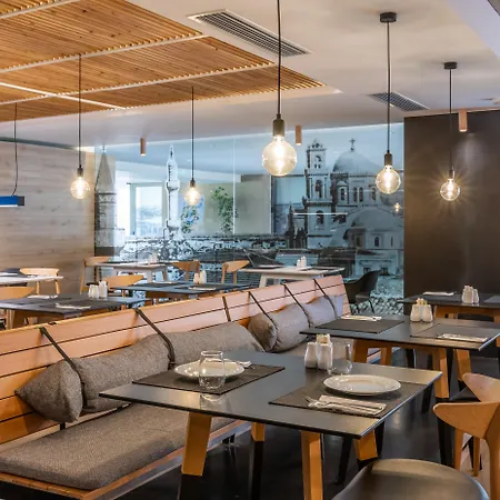 Ibis Styles Hotel 4*