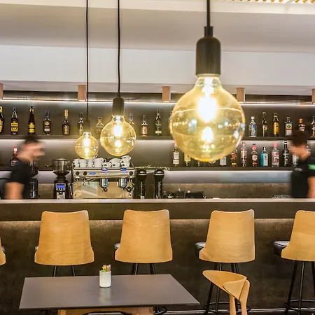 Ibis Styles Hotel 4*