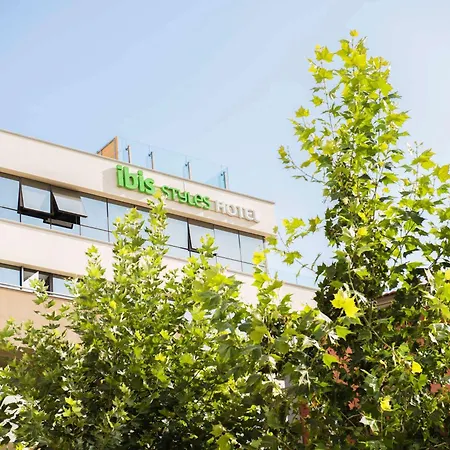 Ibis Styles Hotel 4*